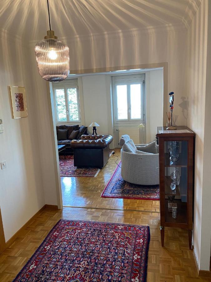 Genève, plein centre,belle vue Lac, splendide et grand appartement Extérieur photo