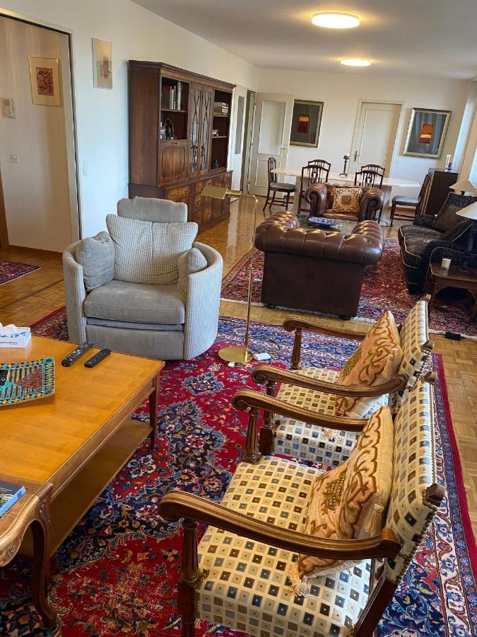 Genève, plein centre,belle vue Lac, splendide et grand appartement Extérieur photo