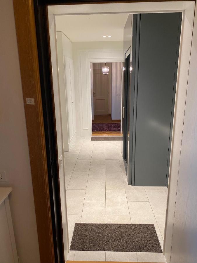 Genève, plein centre,belle vue Lac, splendide et grand appartement Extérieur photo