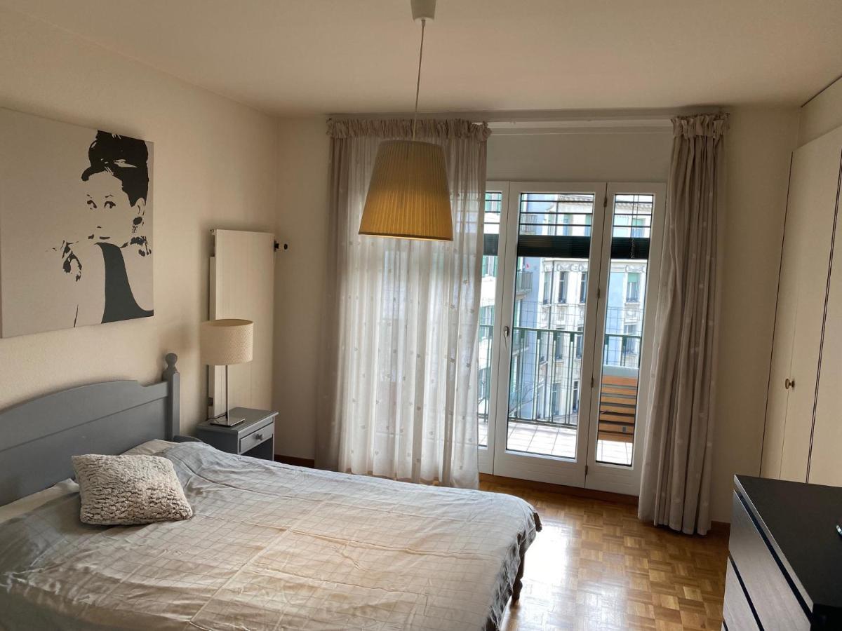 Genève, plein centre,belle vue Lac, splendide et grand appartement Extérieur photo
